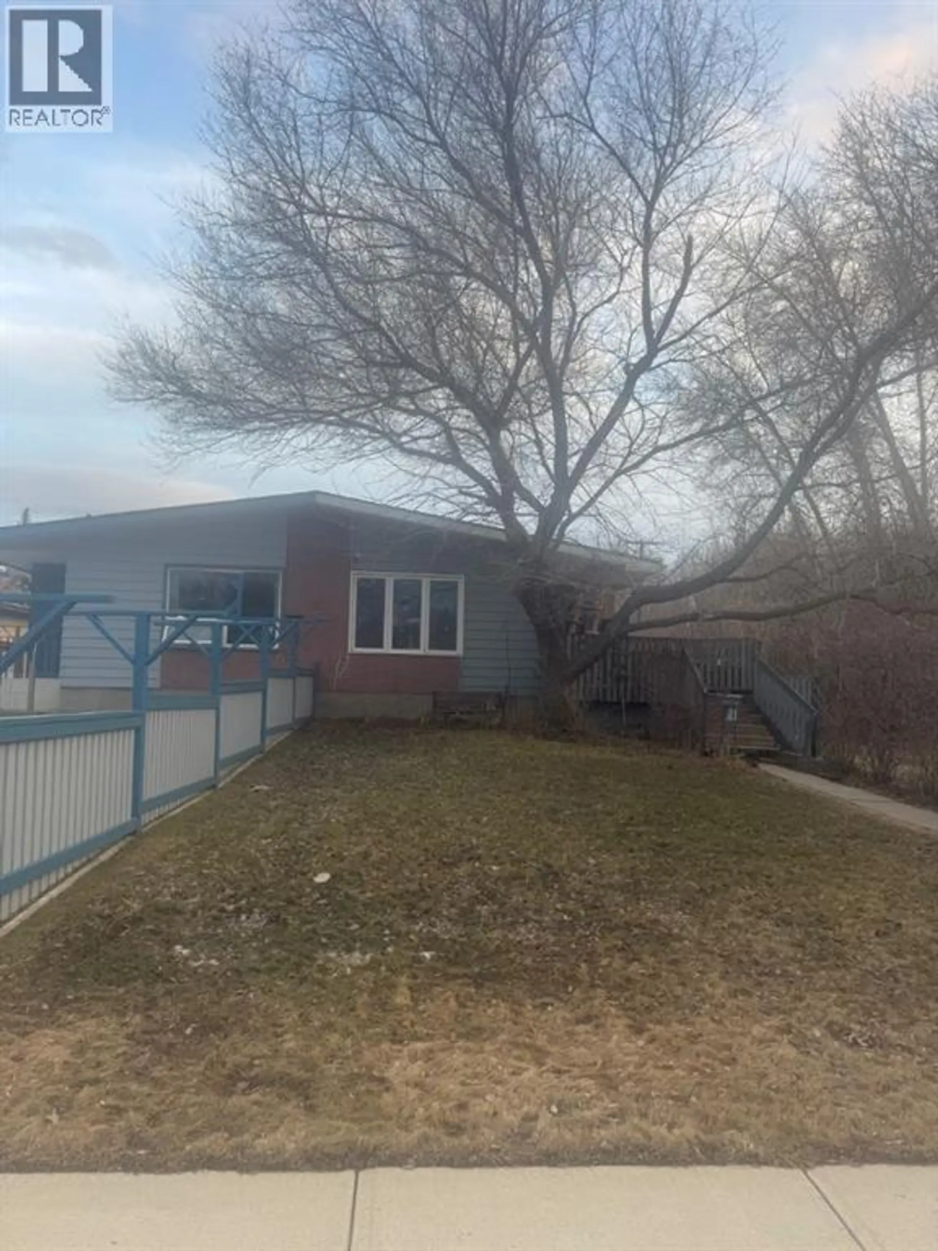 6035 59 Street - Image 1
