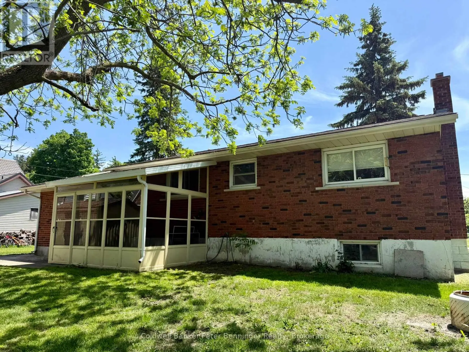 4 HURON STREET - Image 19