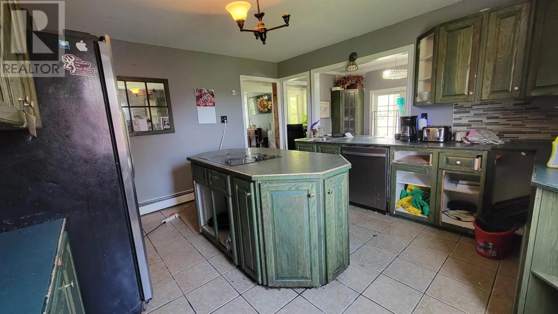 1641 1 Highway - Image 11