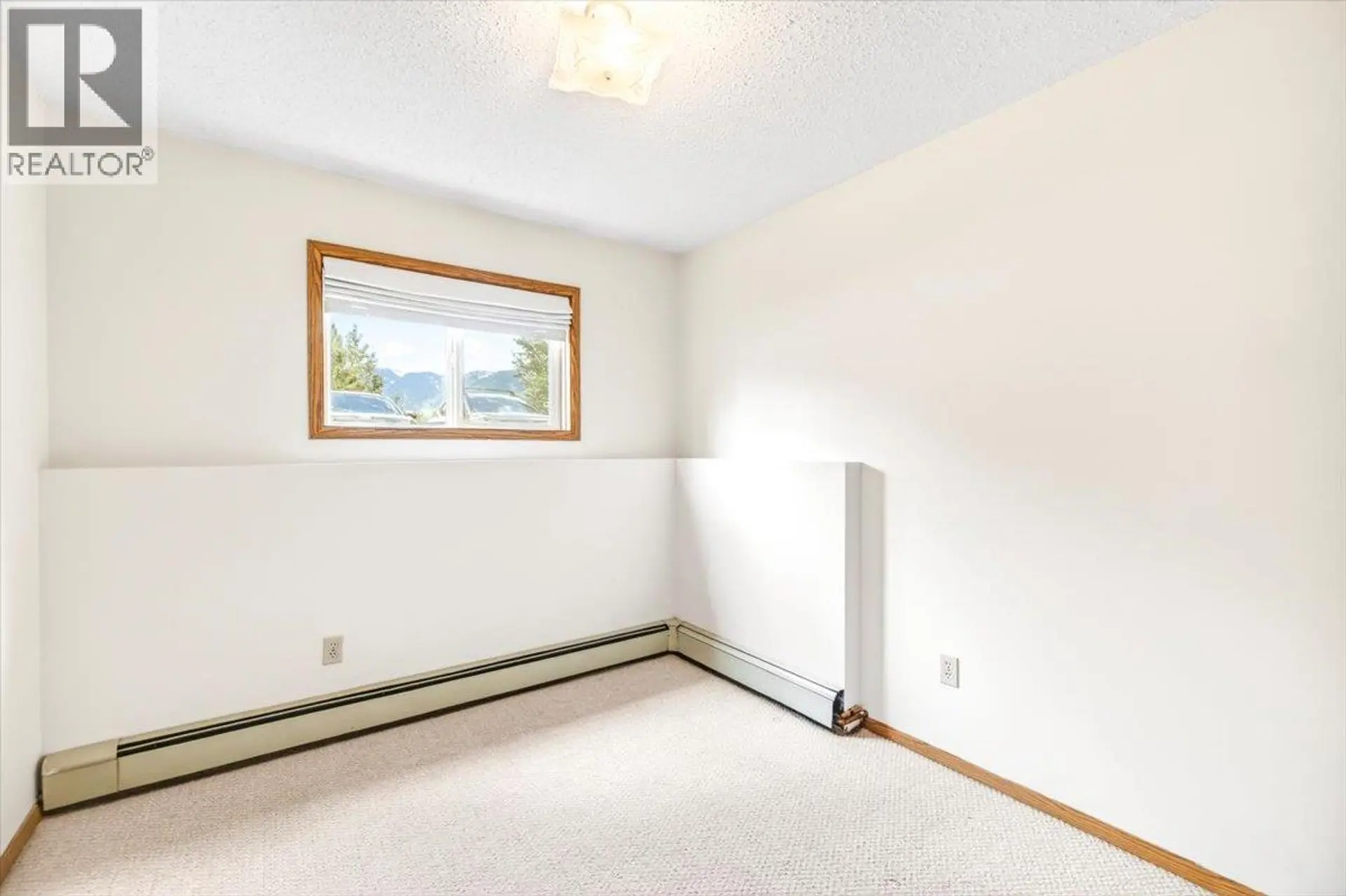 #104 65 COKATO Road - Image 11