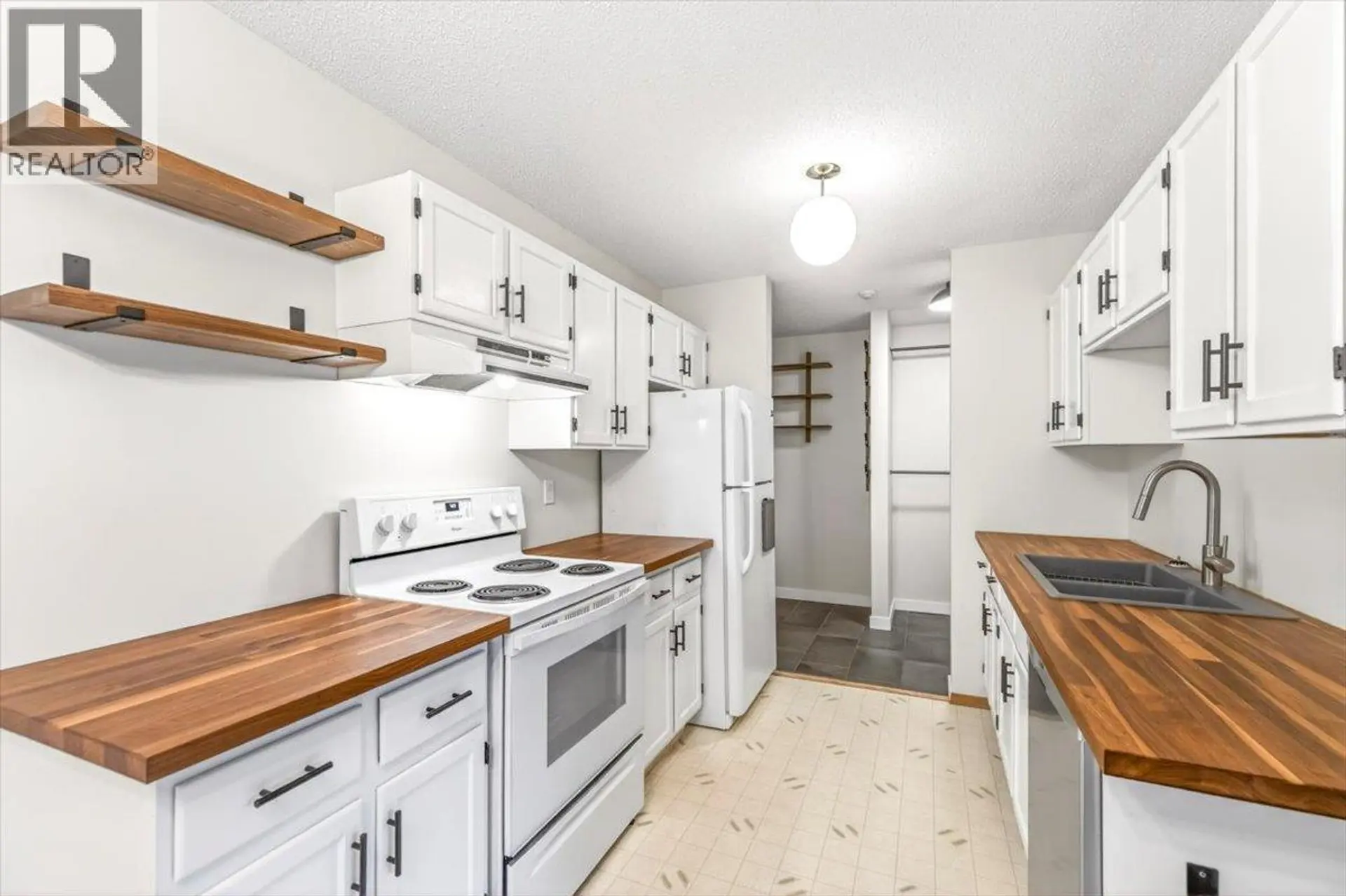 #104 65 COKATO Road - Image 5