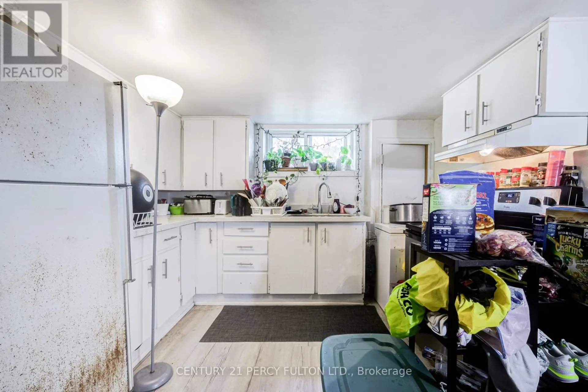 1100 SIMCOE STREET S - Image 10