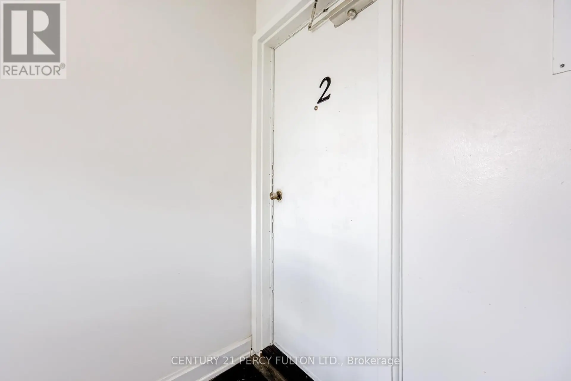 1100 SIMCOE STREET S - Image 6