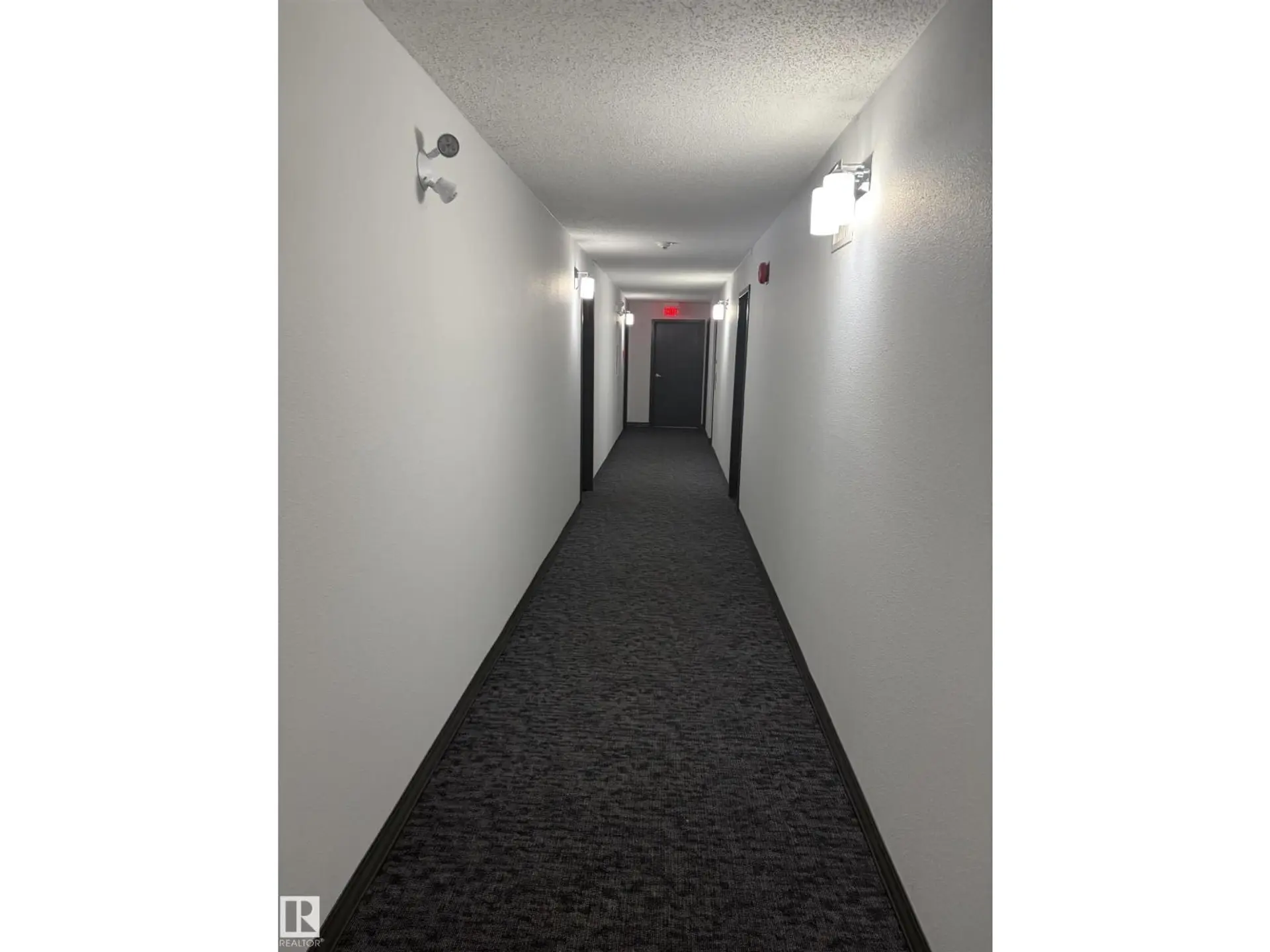 #304 9854 88 AV NW - Image 14