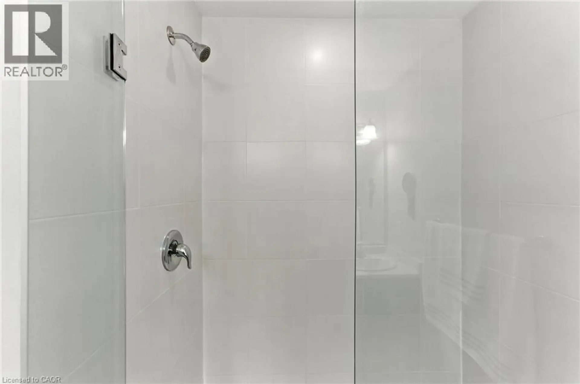 #37 377 GLANCASTER Road - Image 14