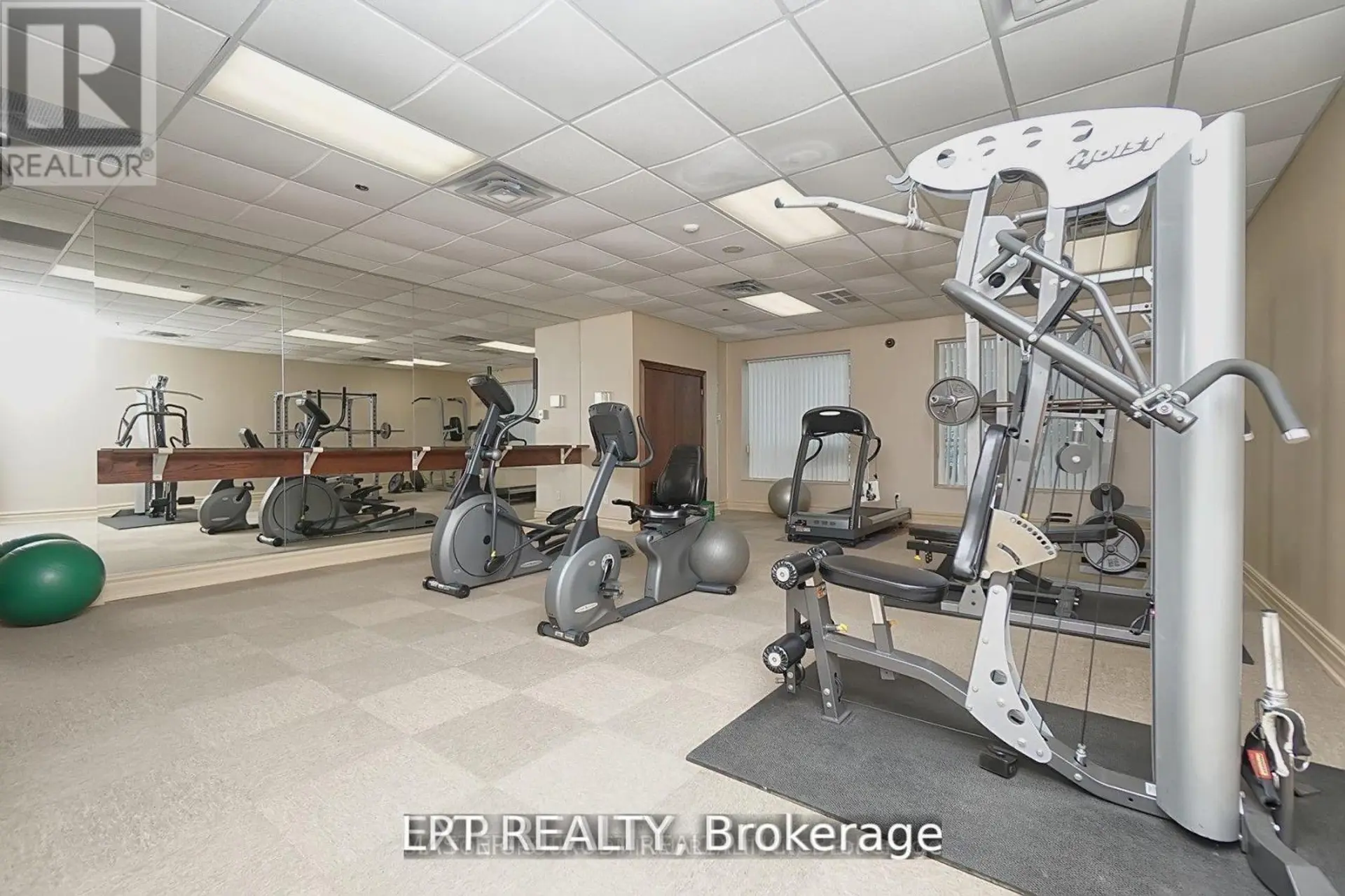 #301 51 BAFFIN CRESCENT - Image 17