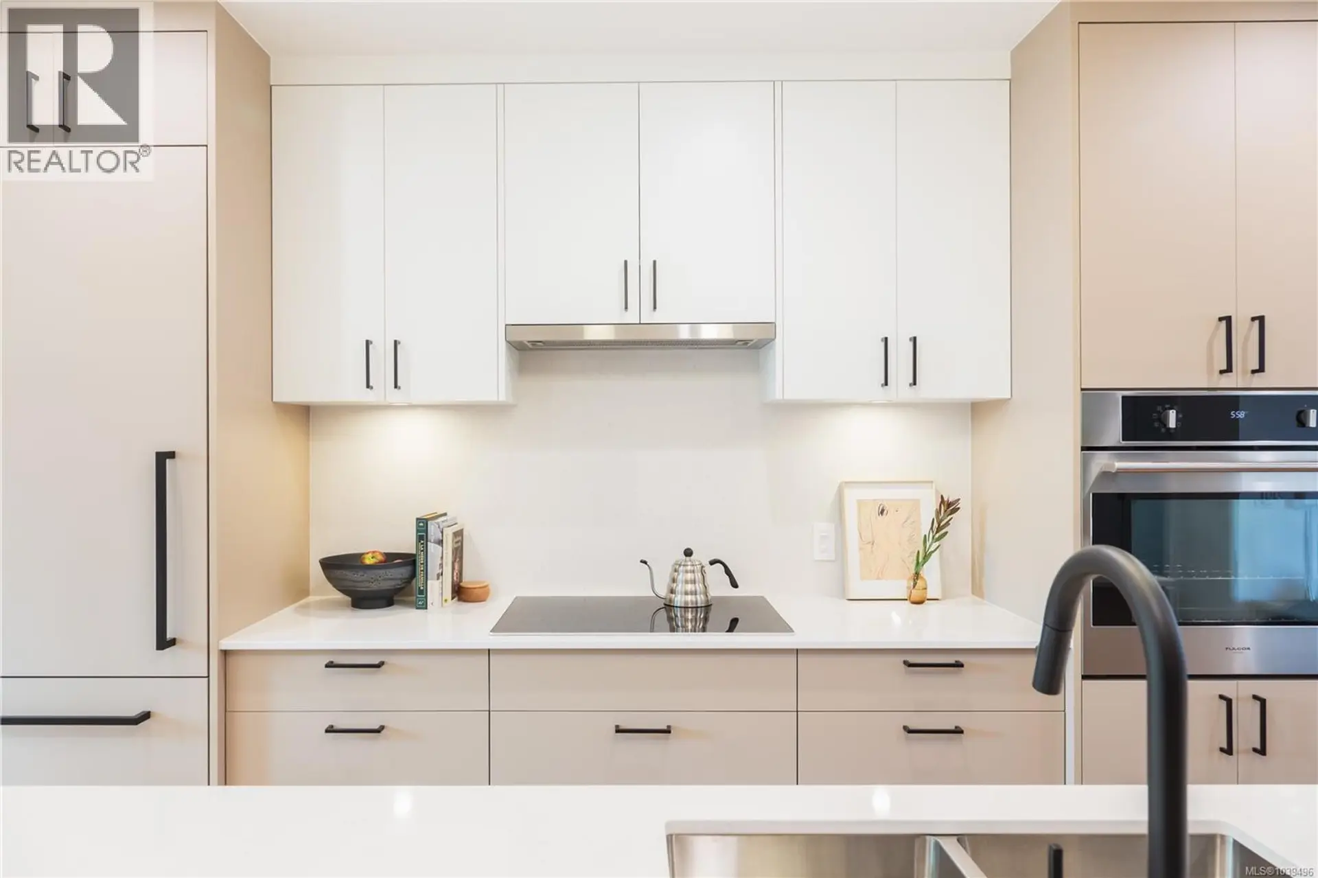 #3 909 Redfern St - Image 10