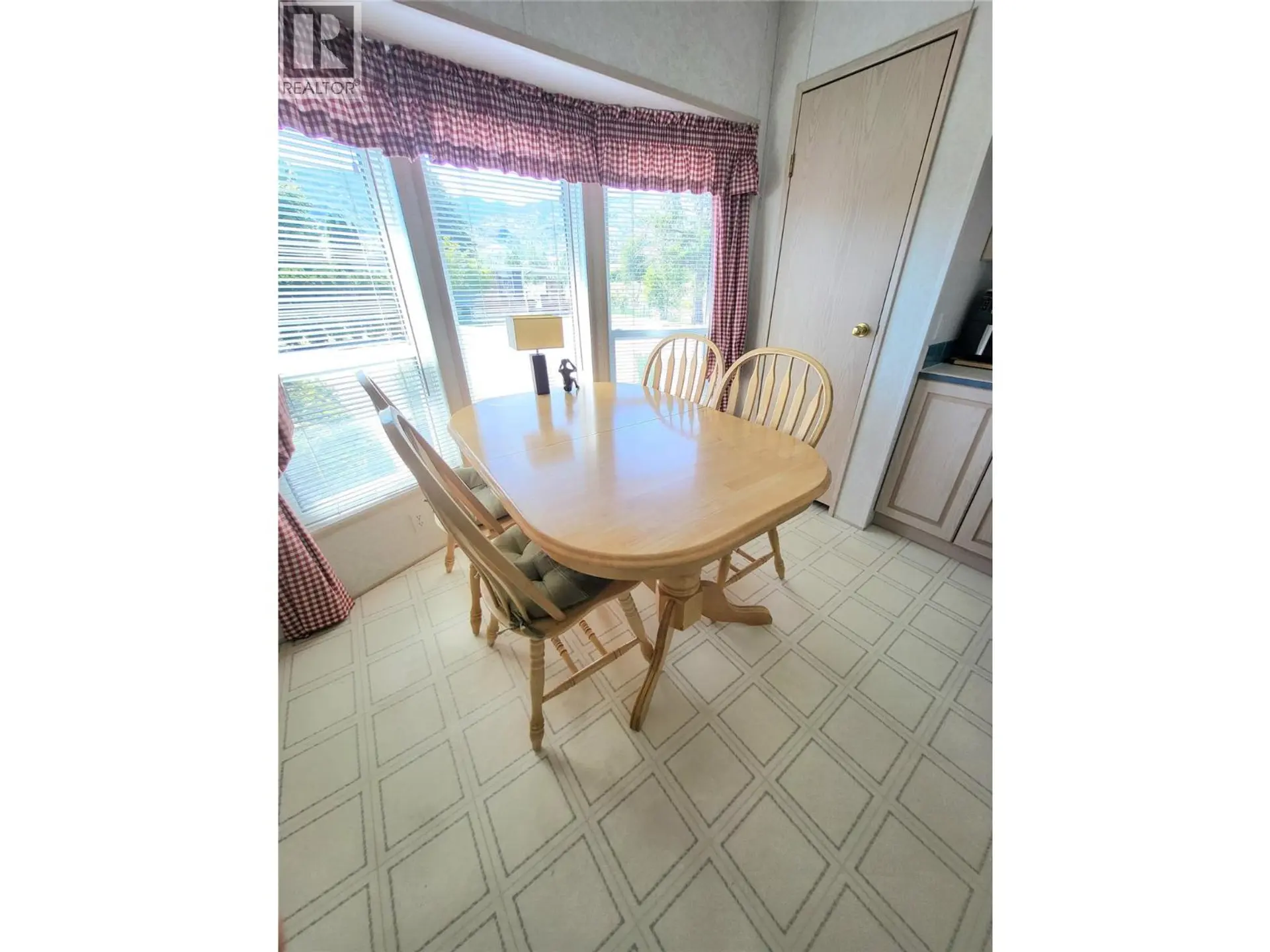 #12 321 Yorkton Avenue - Image 14