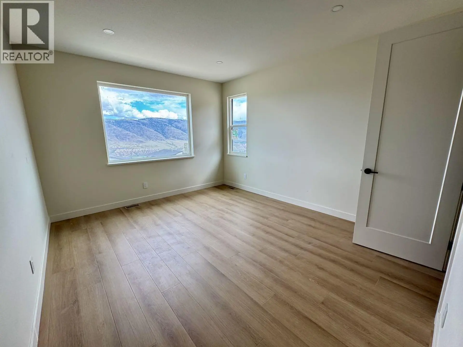 1660 Camas Court - Image 6
