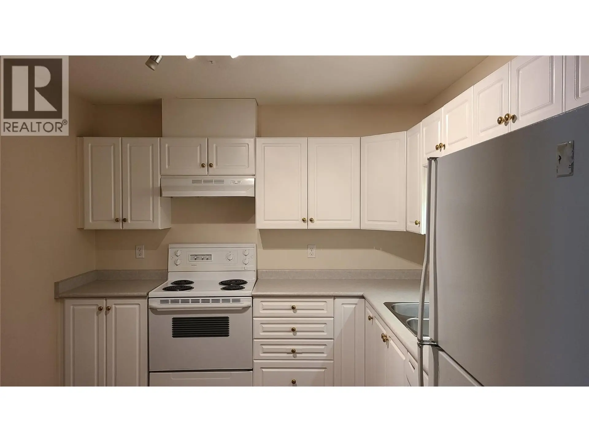 #102 329 Rigsby Street - Image 3