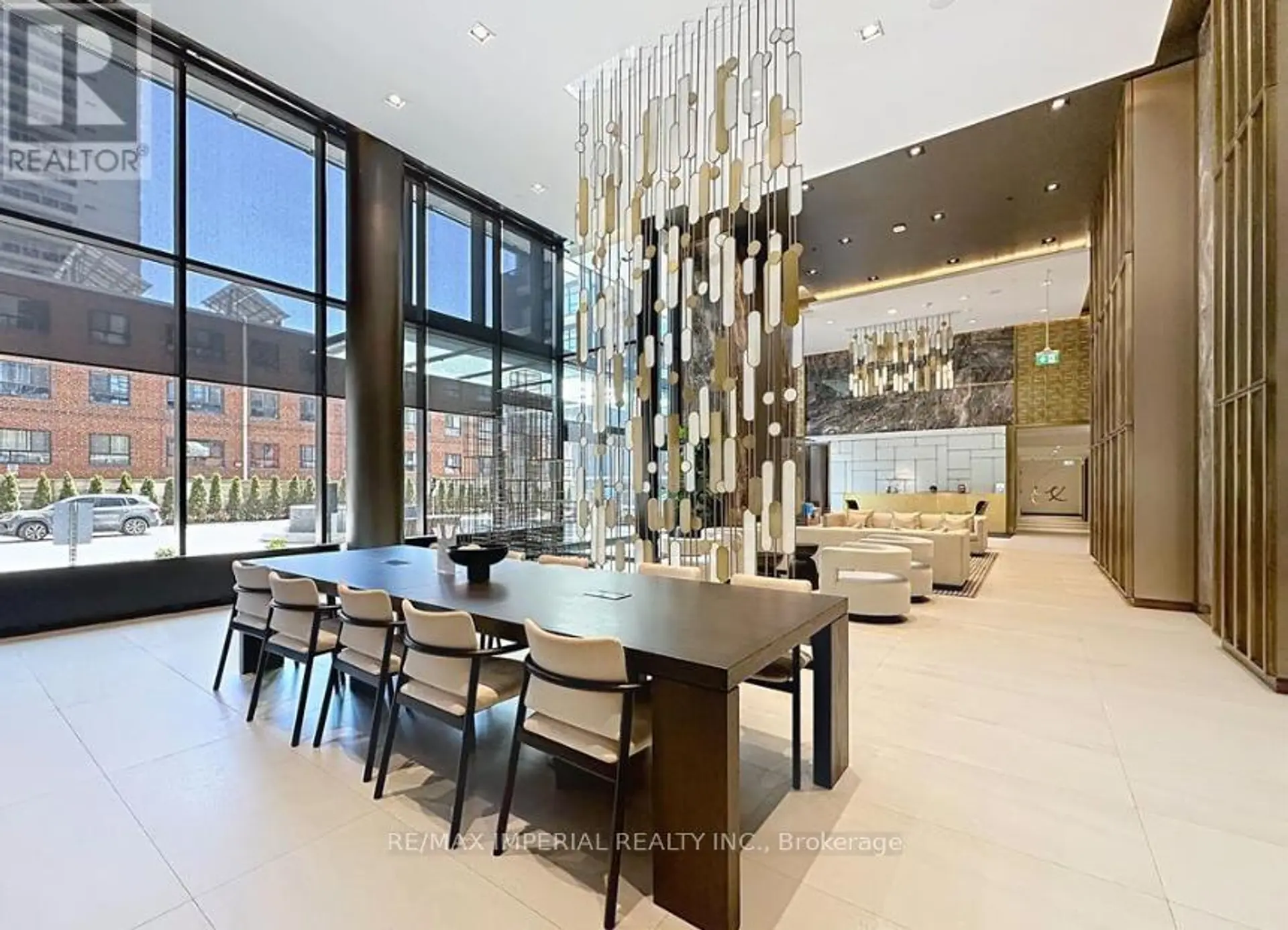 #1611 117 BROADWAY AVENUE - Image 4