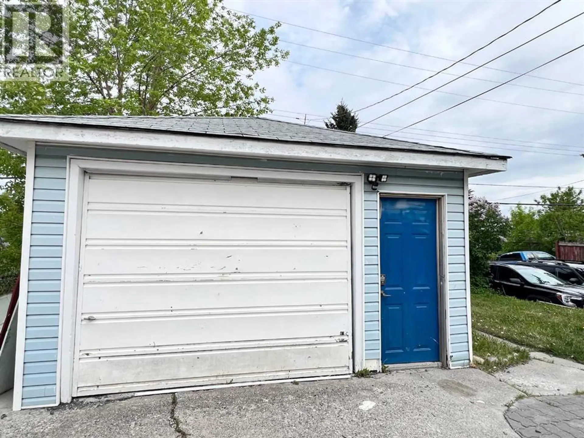 560 Northmount Drive NW - Image 20
