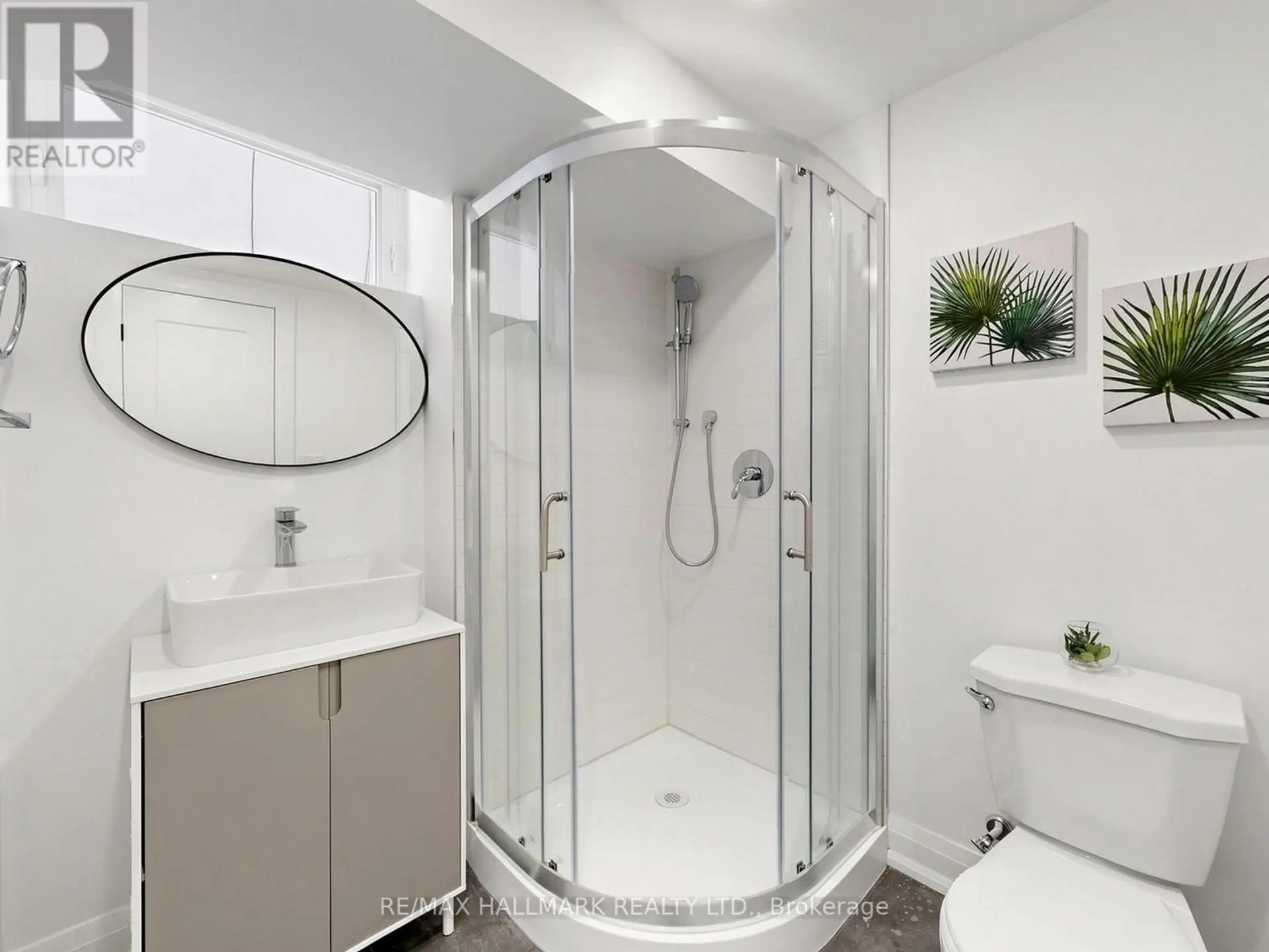 44 QUEENSDALE AVENUE - Image 16