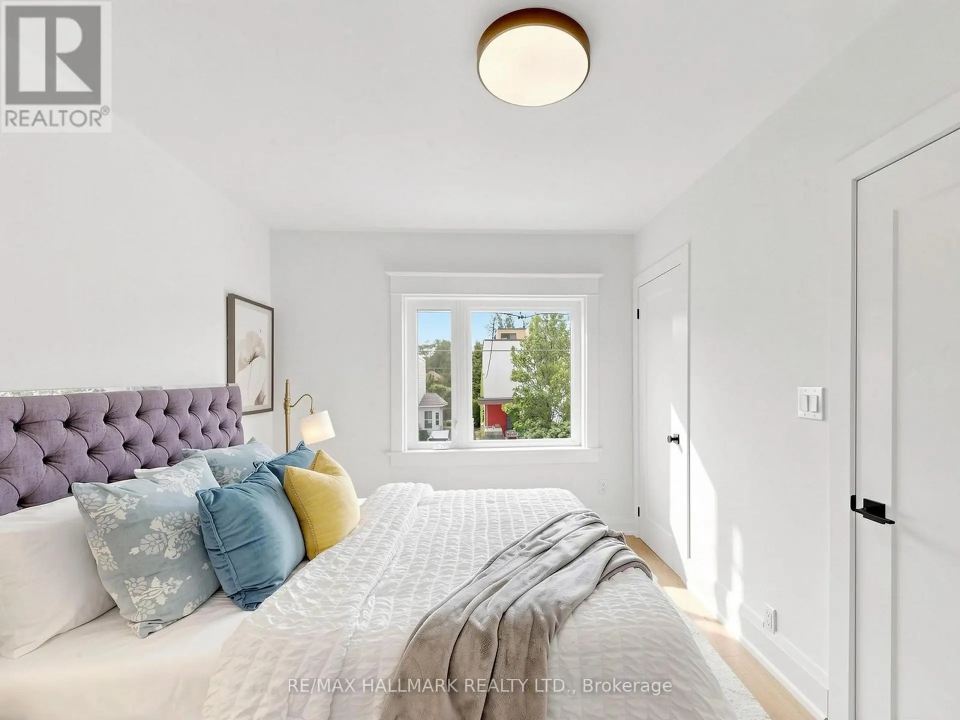 44 QUEENSDALE AVENUE - Image 7