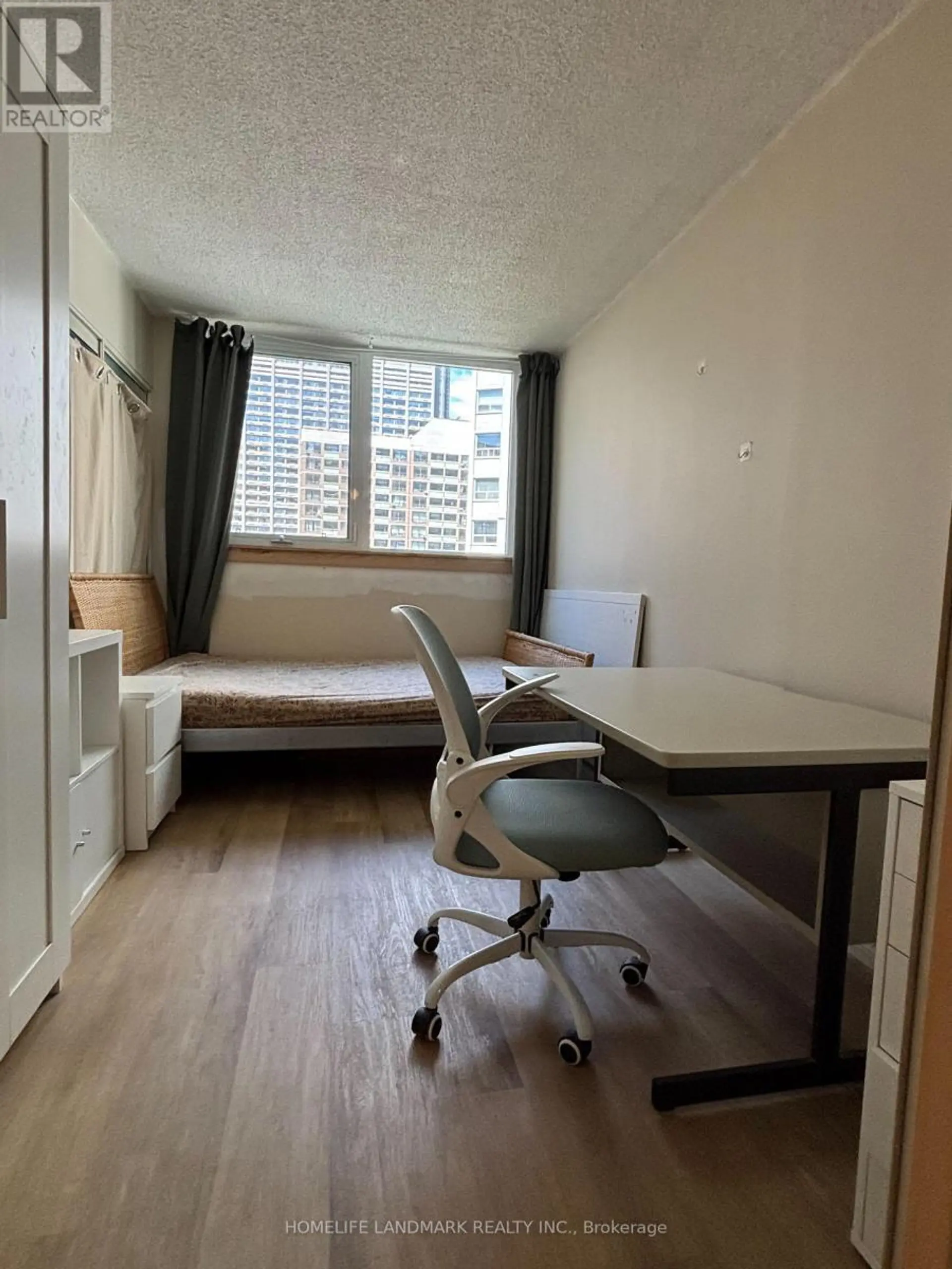 #1401 1055 BAY STREET - Image 10
