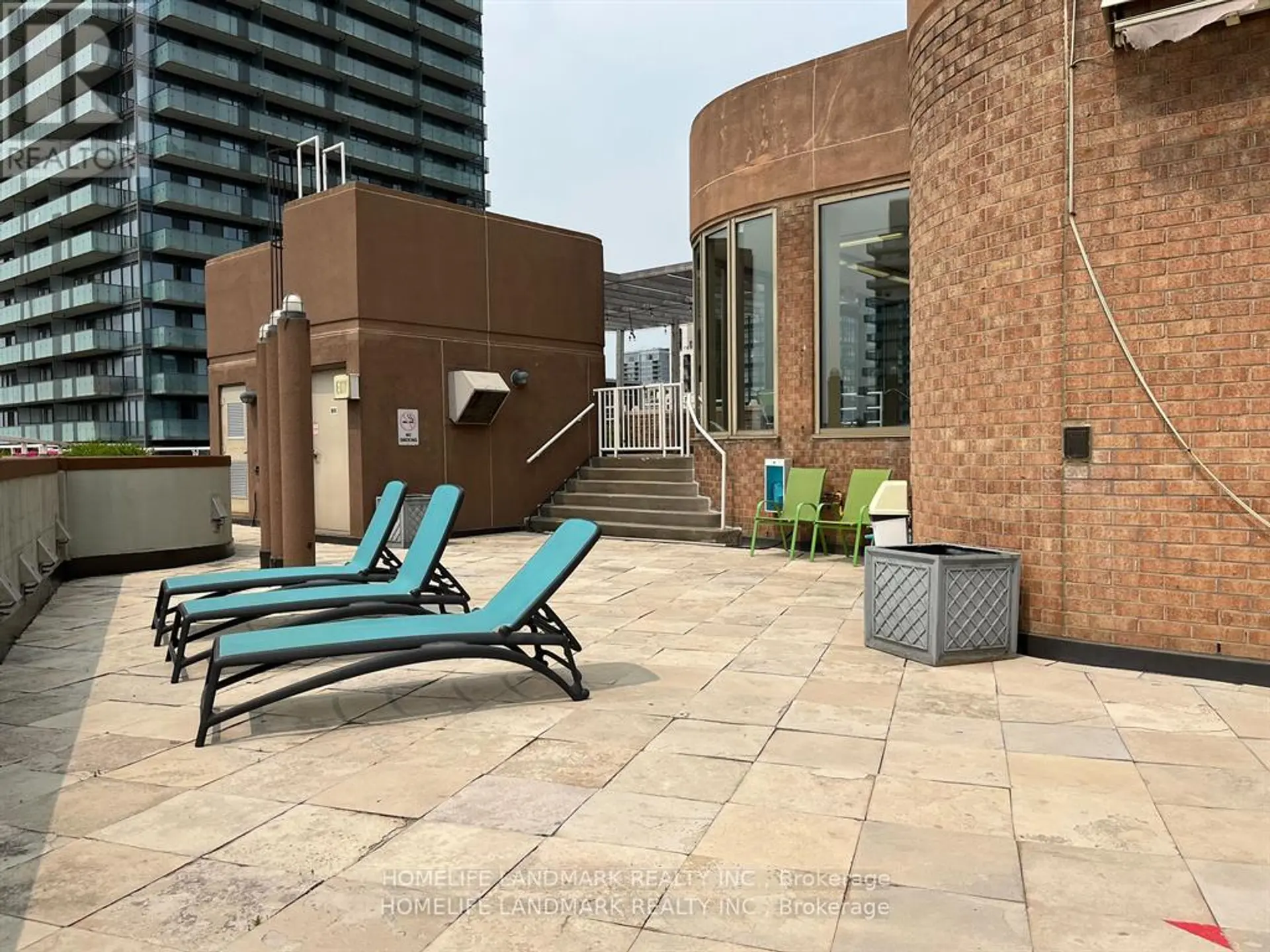 #1401 1055 BAY STREET - Image 17