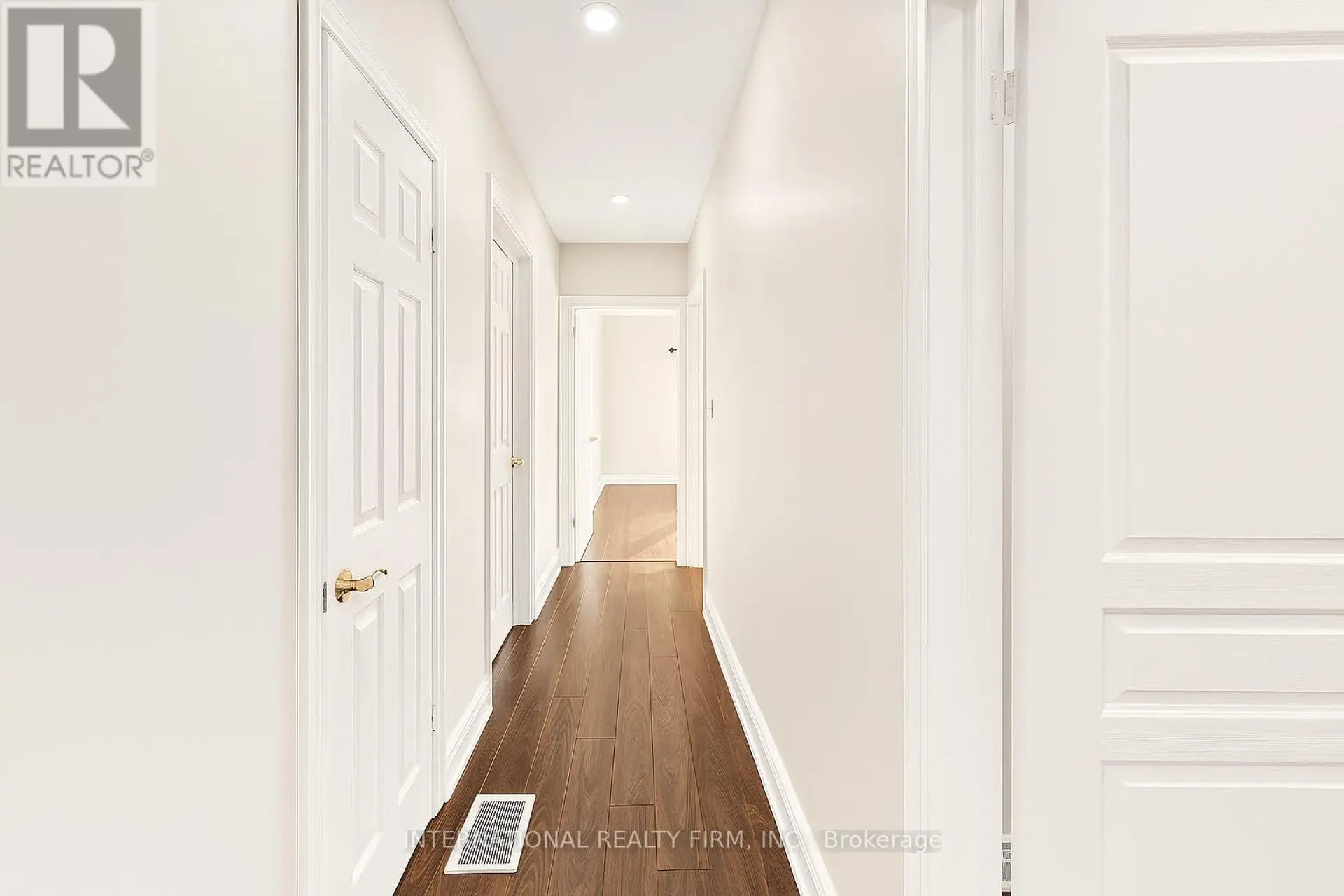 9 BENSHIRE DRIVE - Image 8