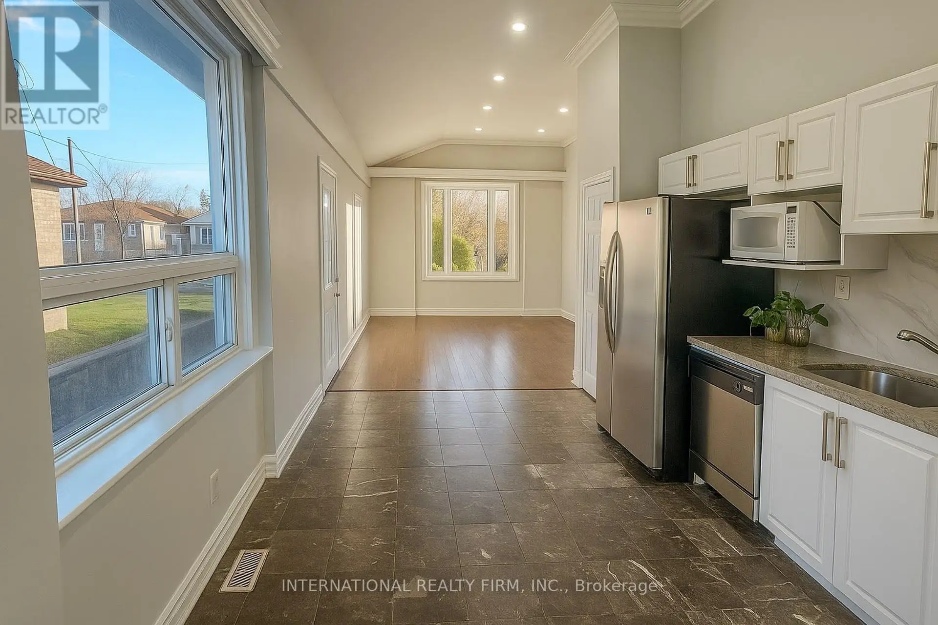 9 BENSHIRE DRIVE - Image 5