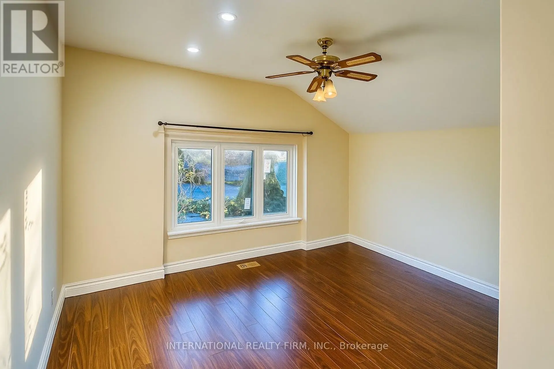 9 BENSHIRE DRIVE - Image 7