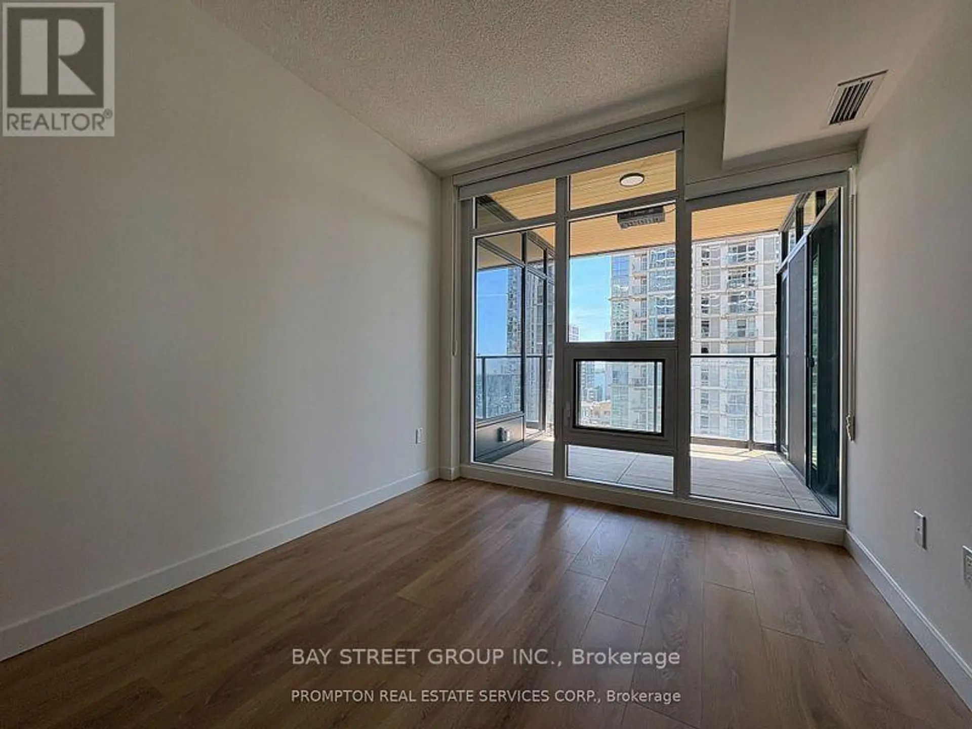 #912 1 CONCORD CITYPLACE WAY - Image 2