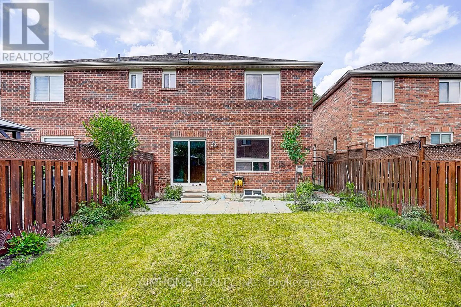 969 OAKTREE CRESCENT - Image 16