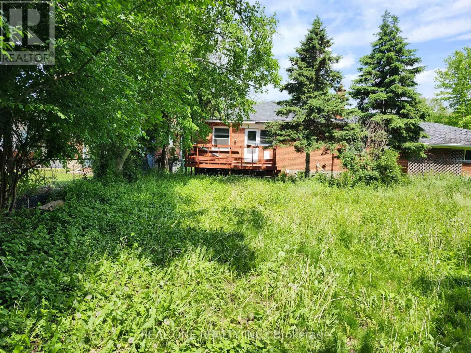 33 URBANDALE AVENUE - Image 3