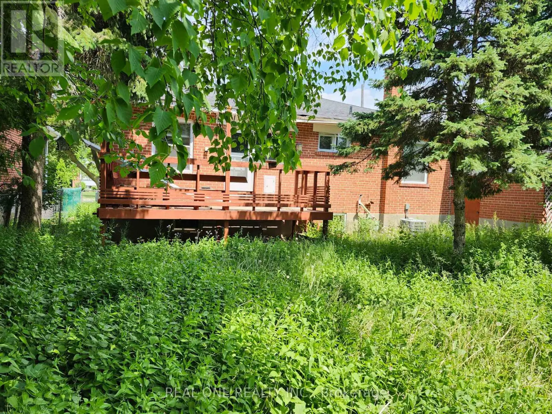 33 URBANDALE AVENUE - Image 4