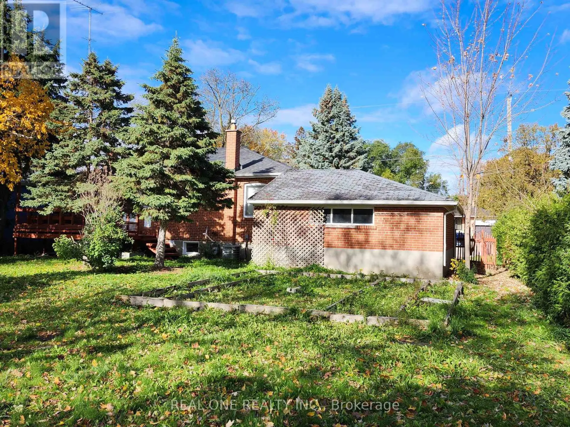 33 URBANDALE AVENUE - Image 9