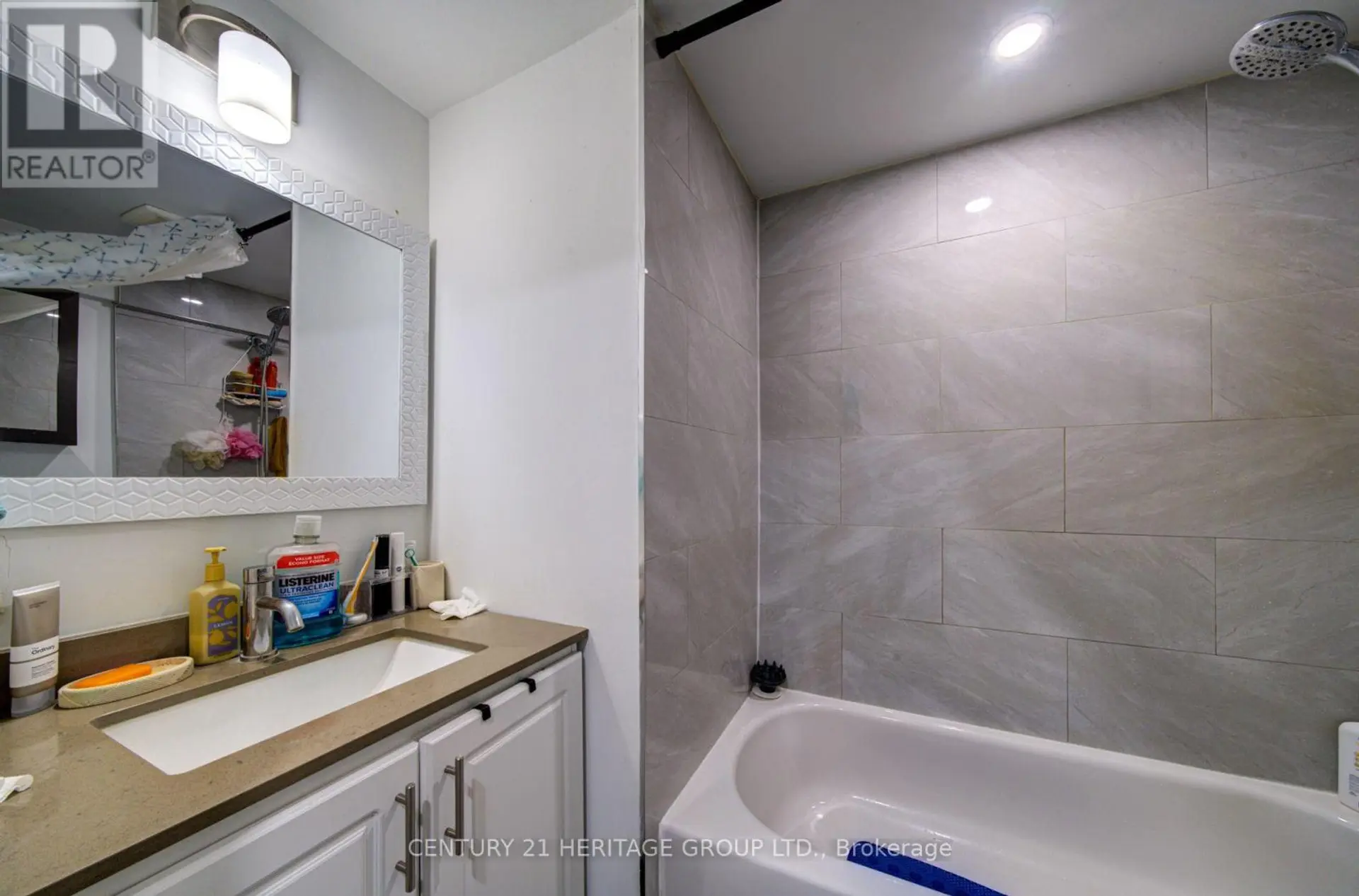 200 FERNDALE DRIVE N - Image 17