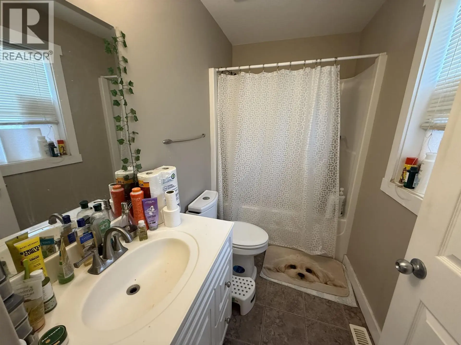 10507 109 STREET - Image 7