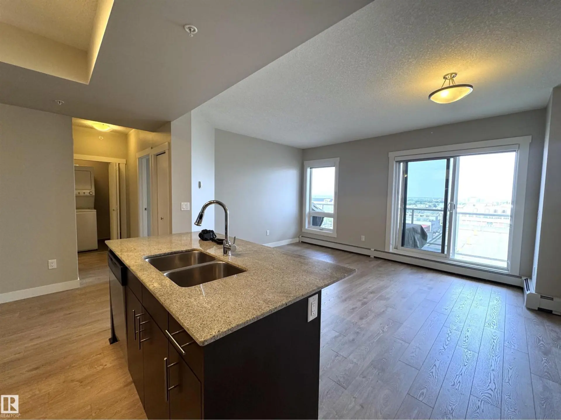 #703 10226 104 ST NW - Image 10