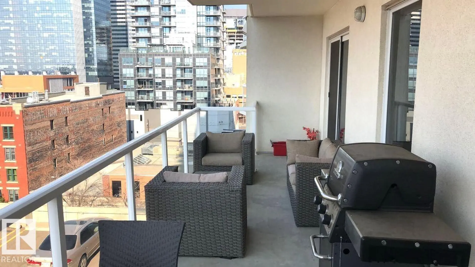 #703 10226 104 ST NW - Image 16