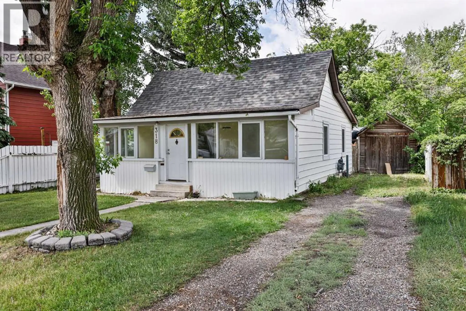 318 16 Street N - Image 19