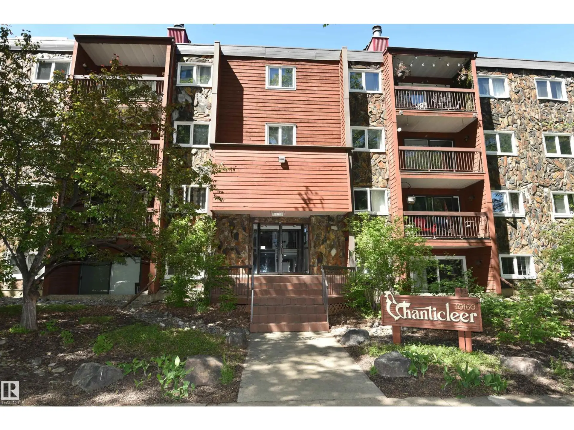 #21 10160 119 ST NW NW - Image 1