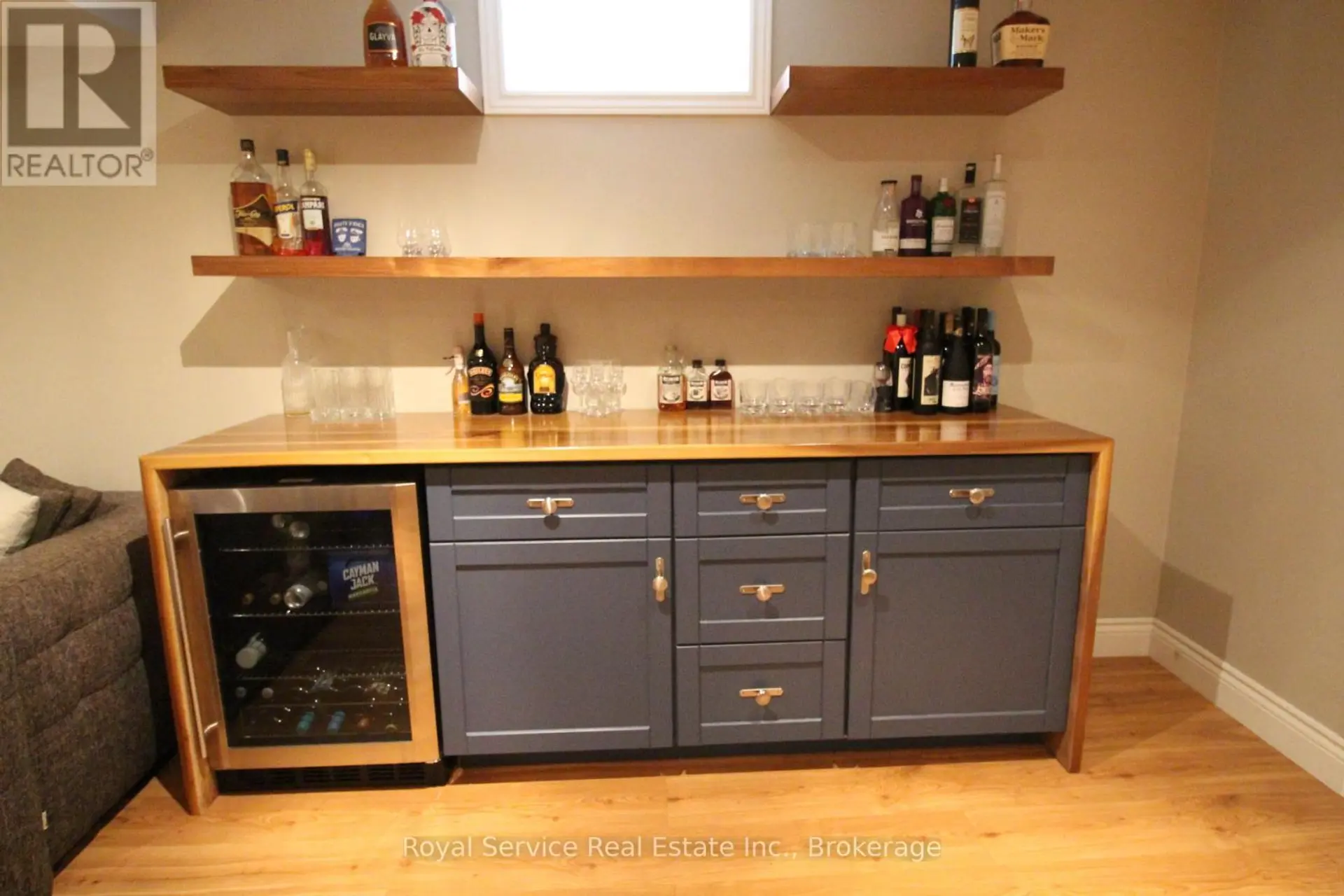 1031 OTTO DRIVE - Image 4