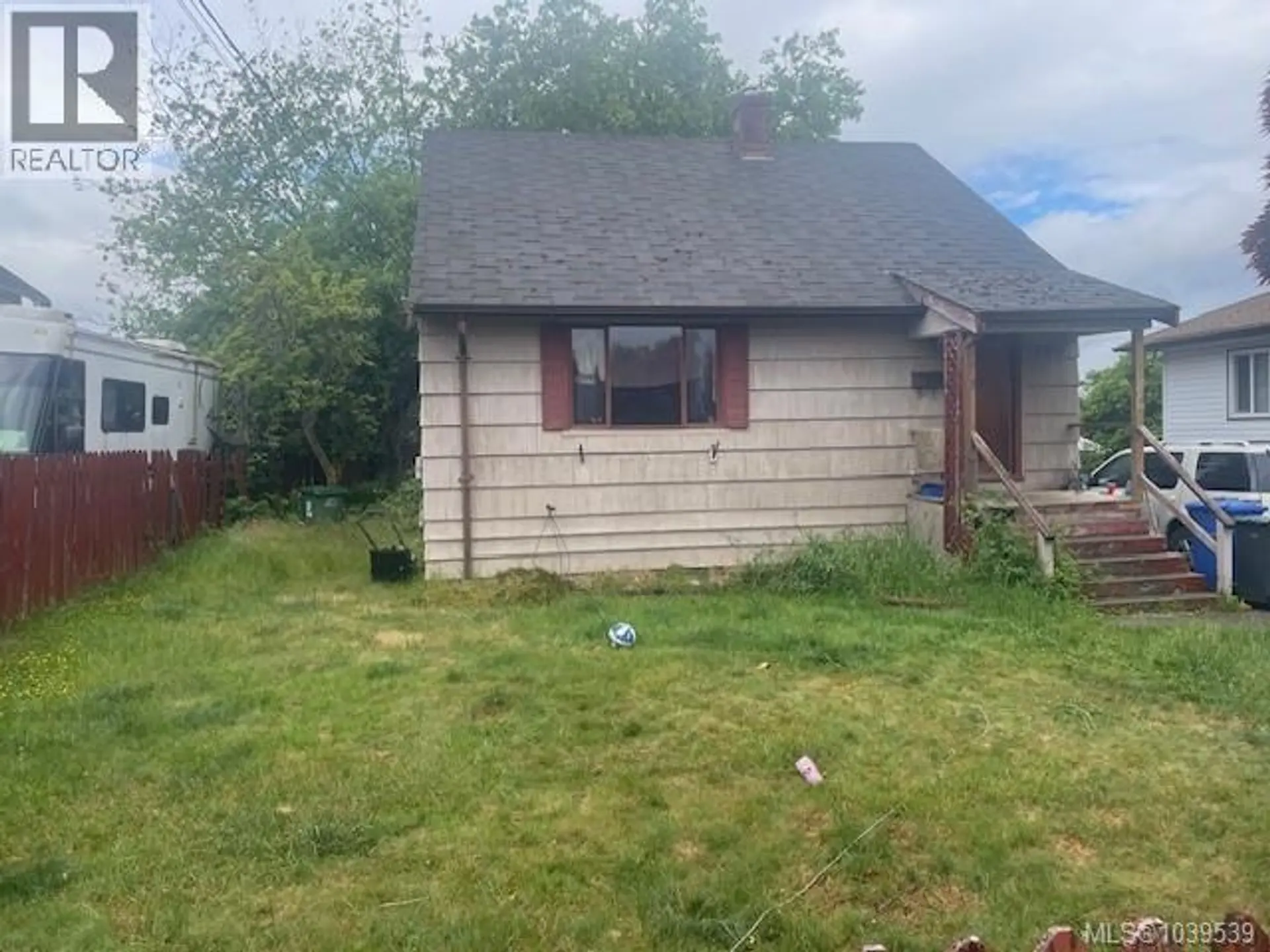 2876 12th Ave - Image 2
