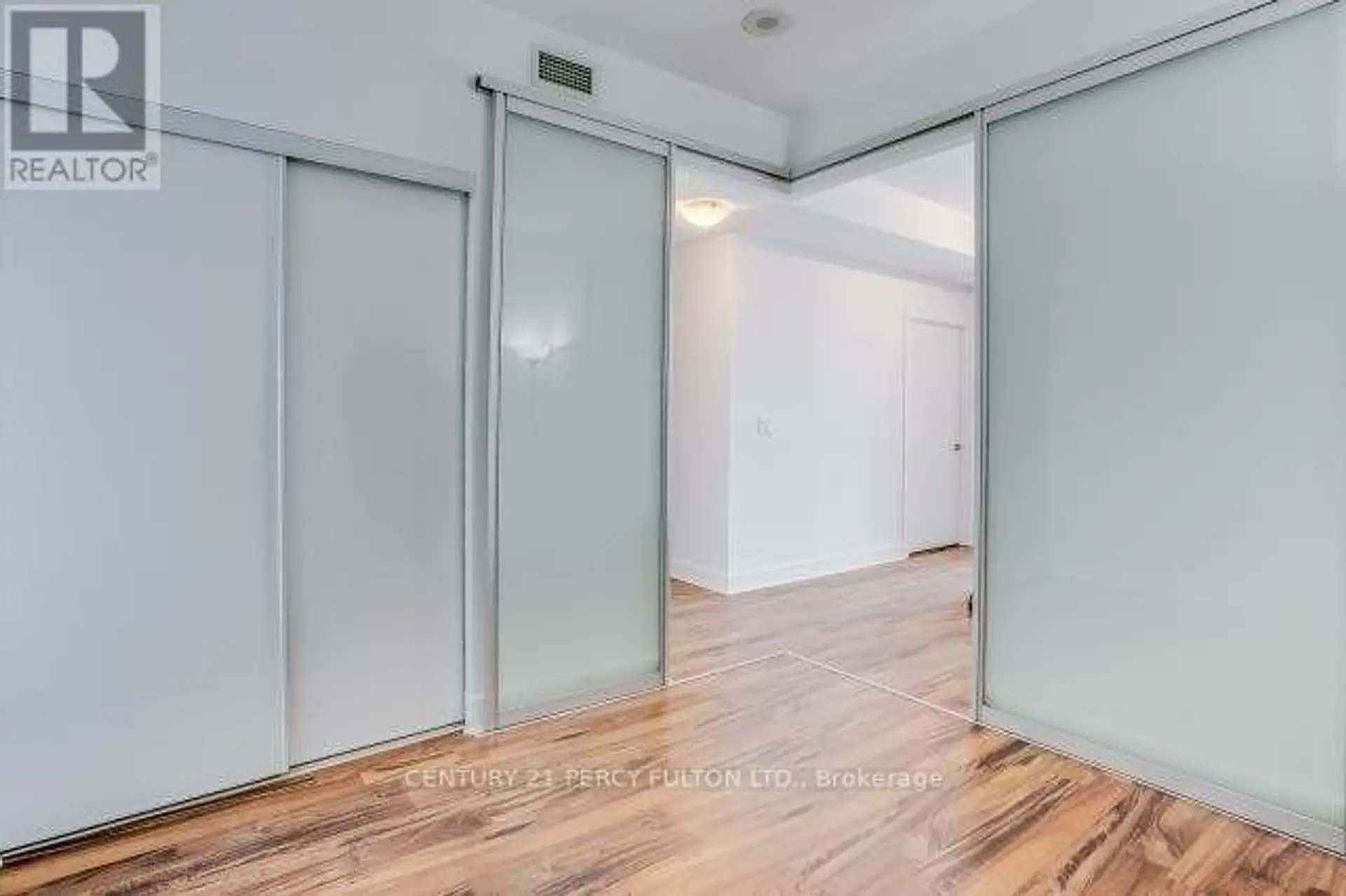 #1510 35 BRIAN PECK CRESCENT - Image 13