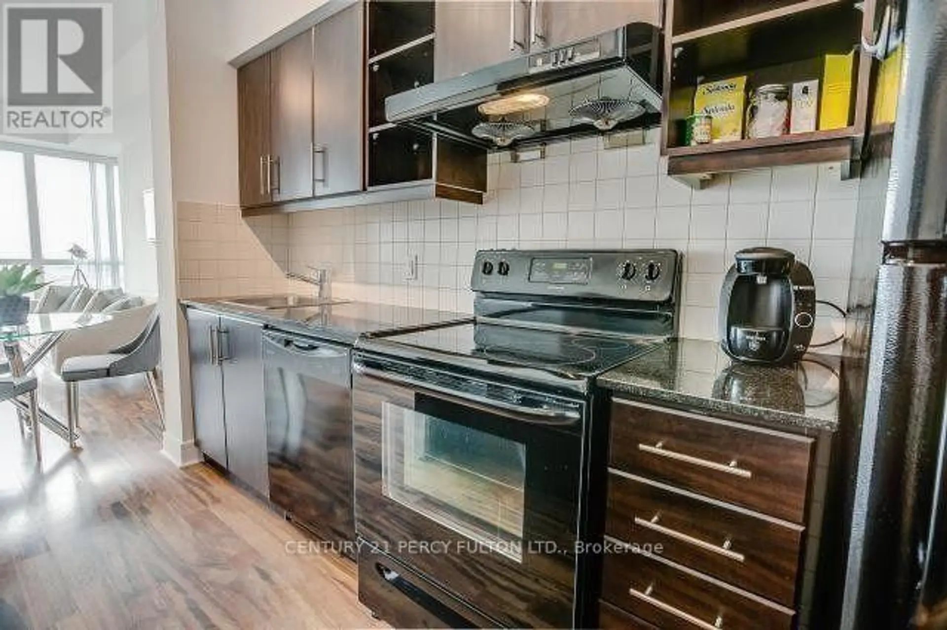 #1510 35 BRIAN PECK CRESCENT - Image 7