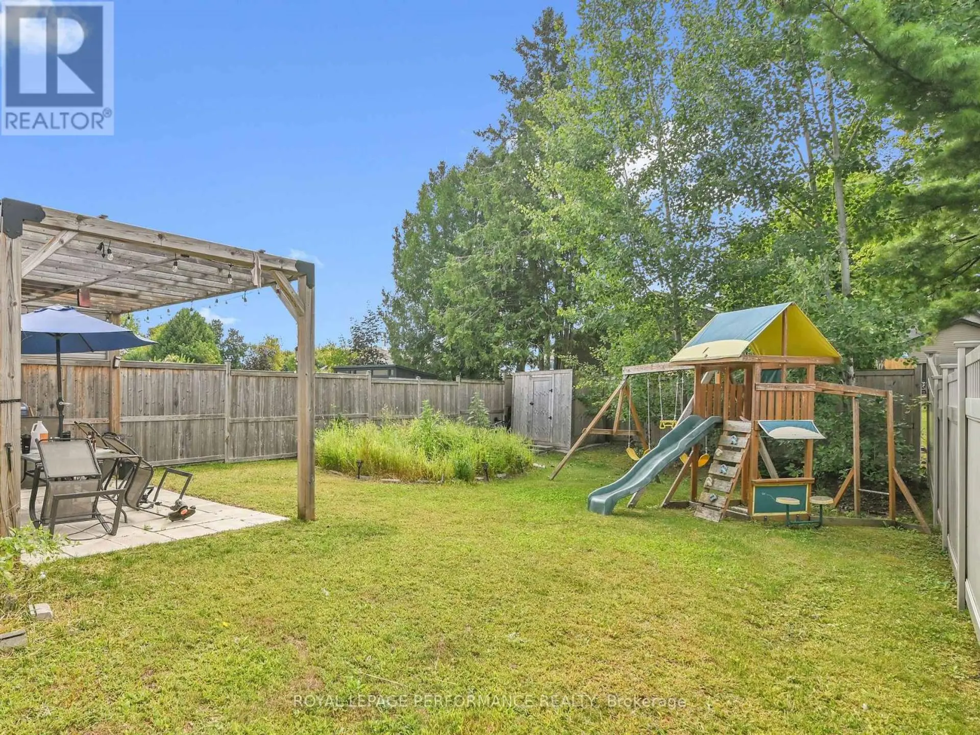 609 ROBERT STREET - Image 17
