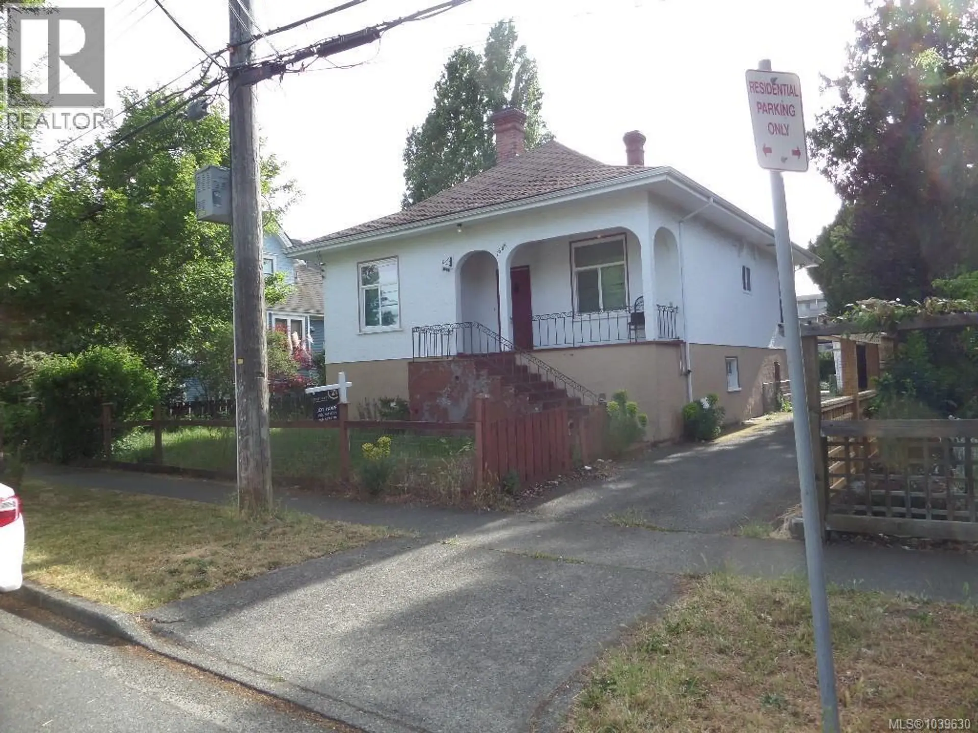 1606 Bank St - Image 2