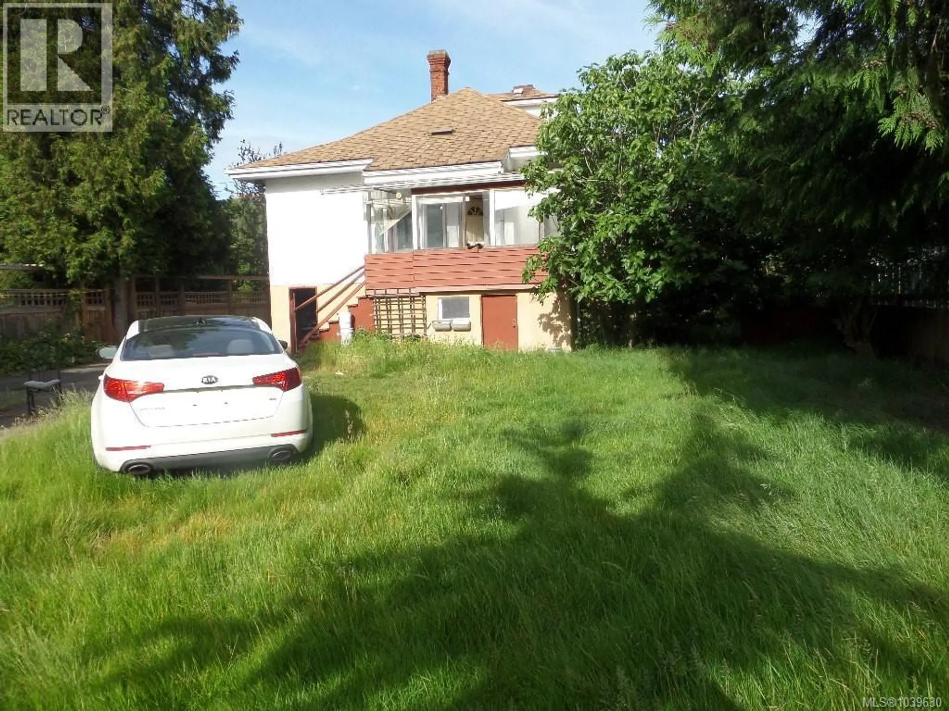 1606 Bank St - Image 8