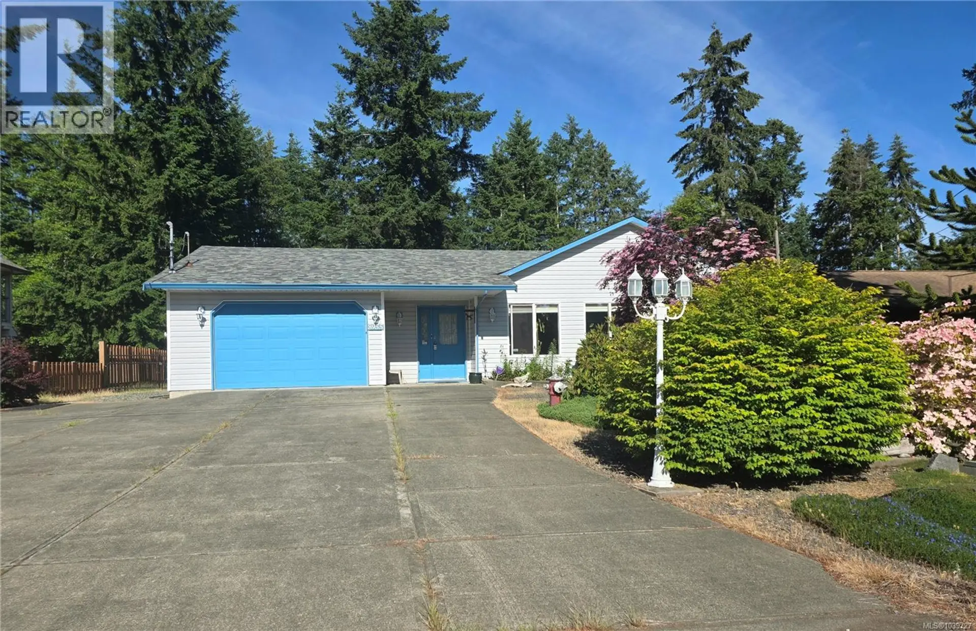 8955 McLarey Ave - Image 1