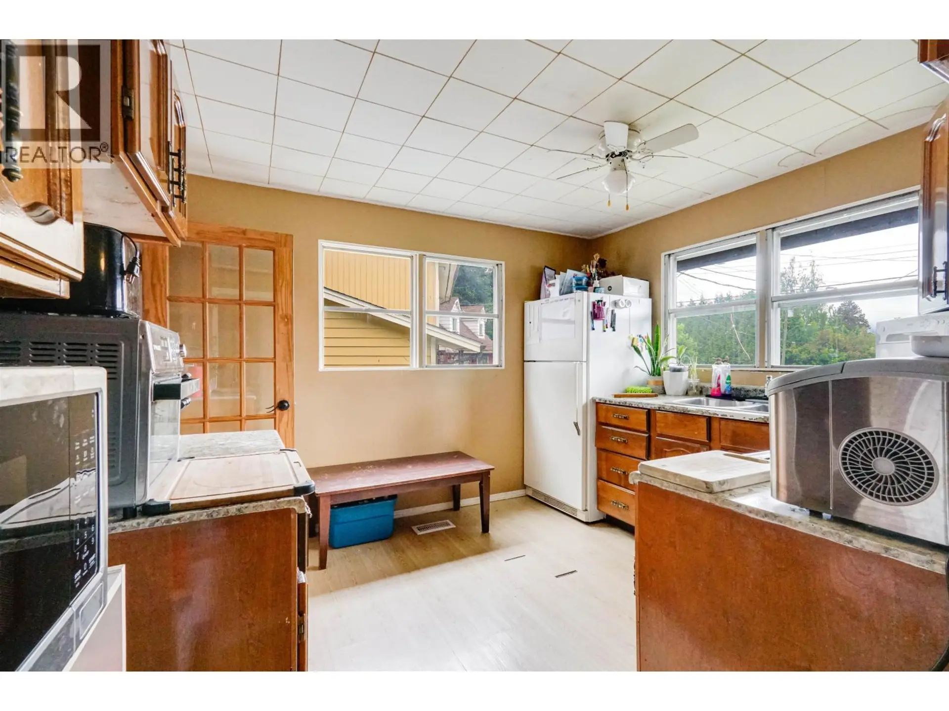 48 CAPILANO STREET - Image 8