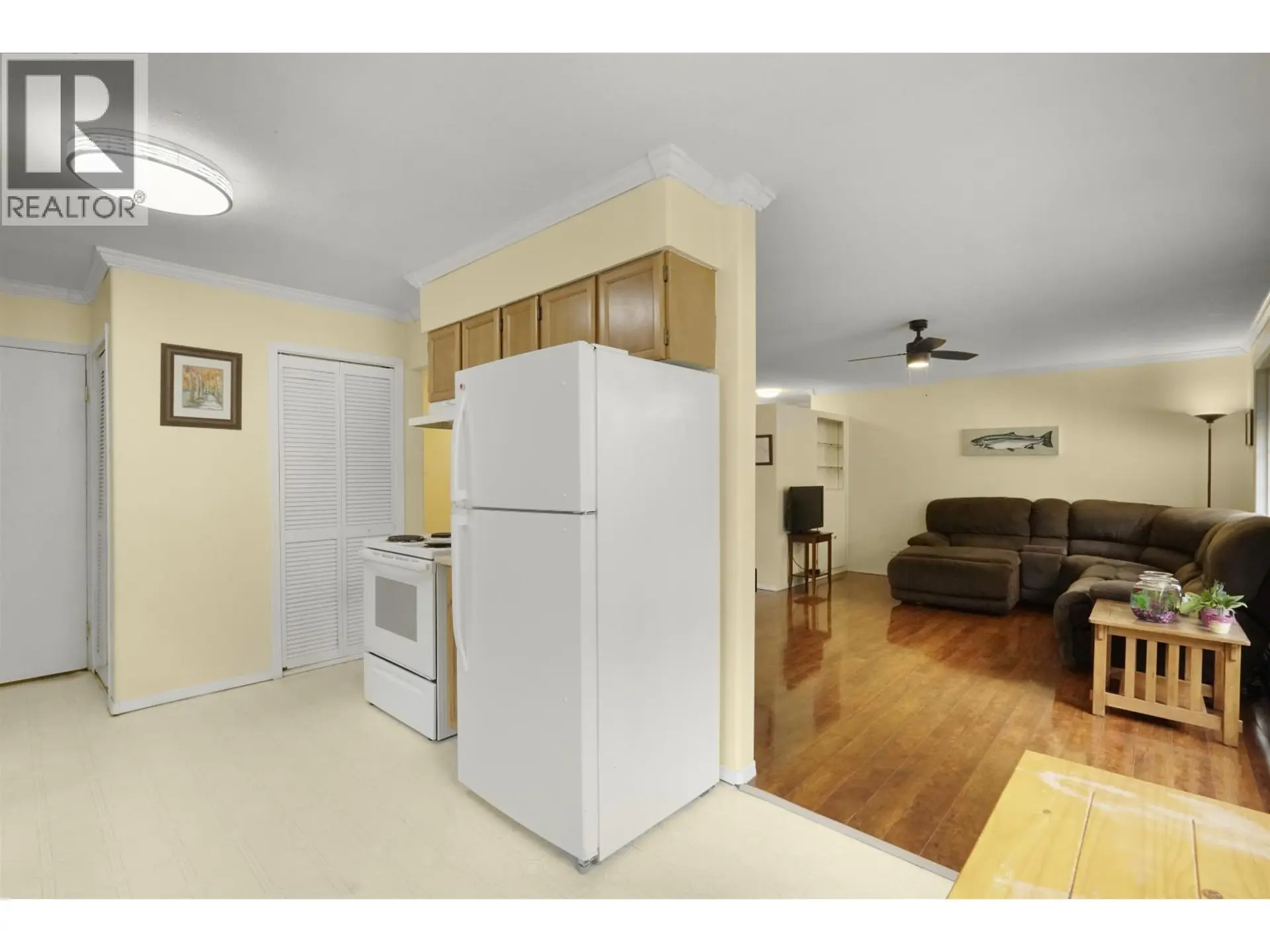 16 CAPILANO STREET - Image 10