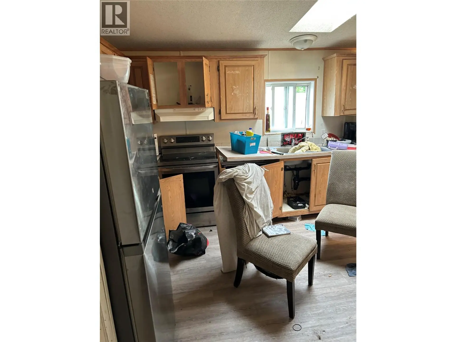 7561 Highway 97 - Image 9