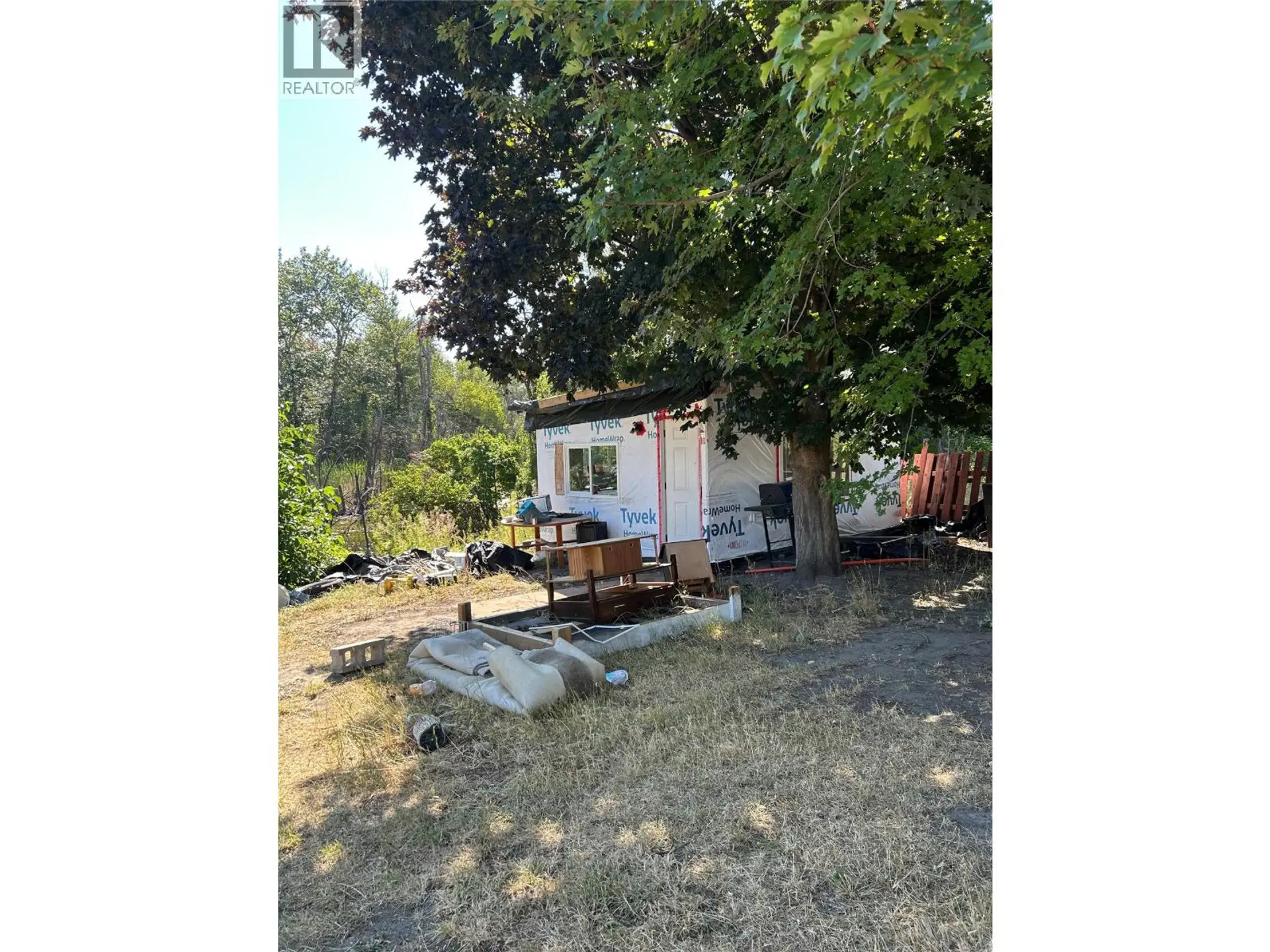 7561 Highway 97 - Image 15