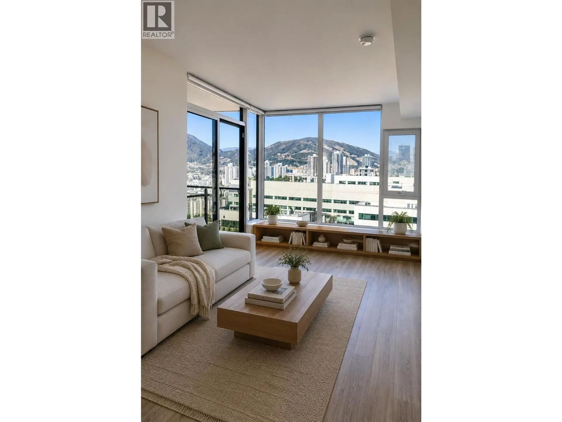 #701 1588 Ellis Street - Image 2