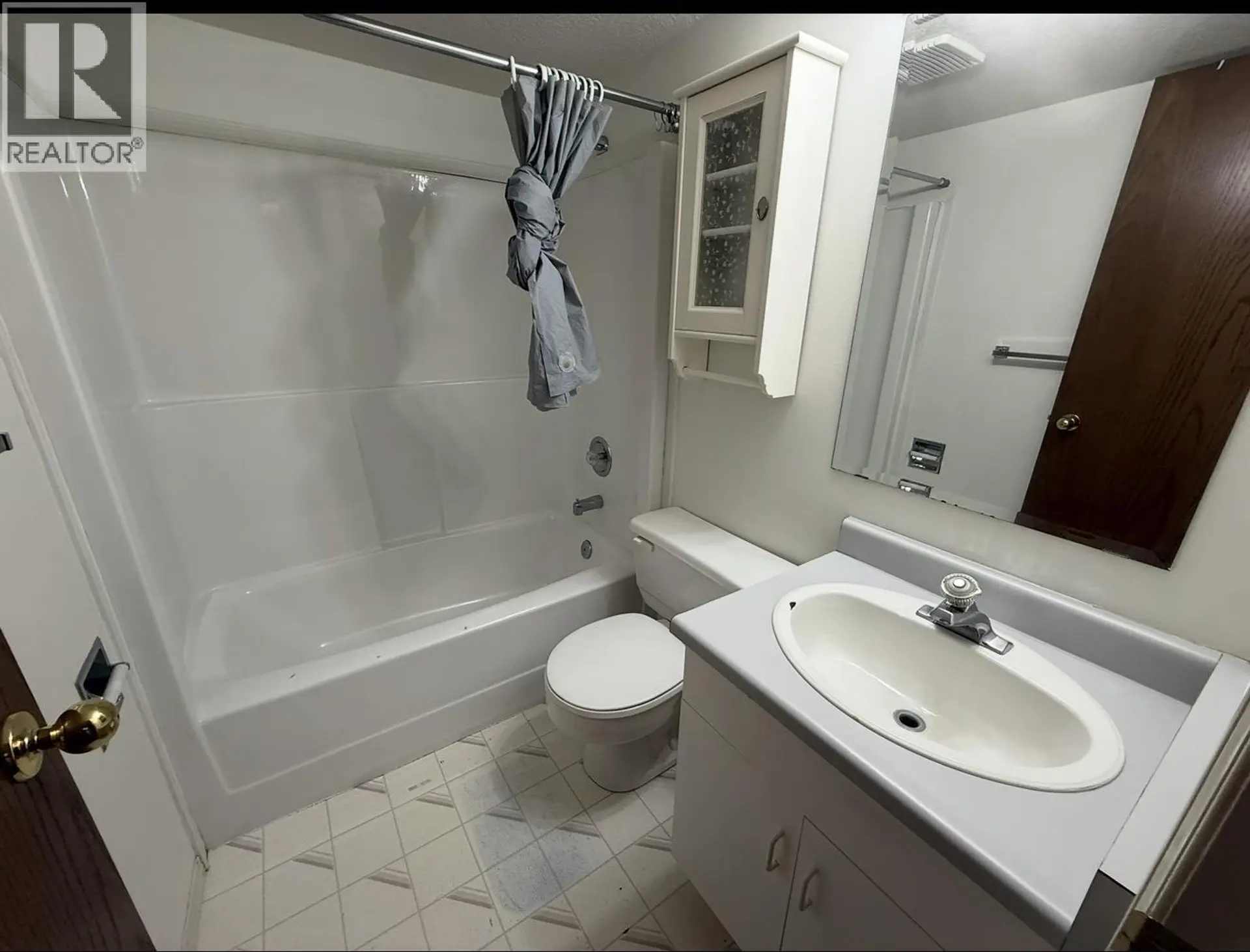 10611 114 AVENUE - Image 15