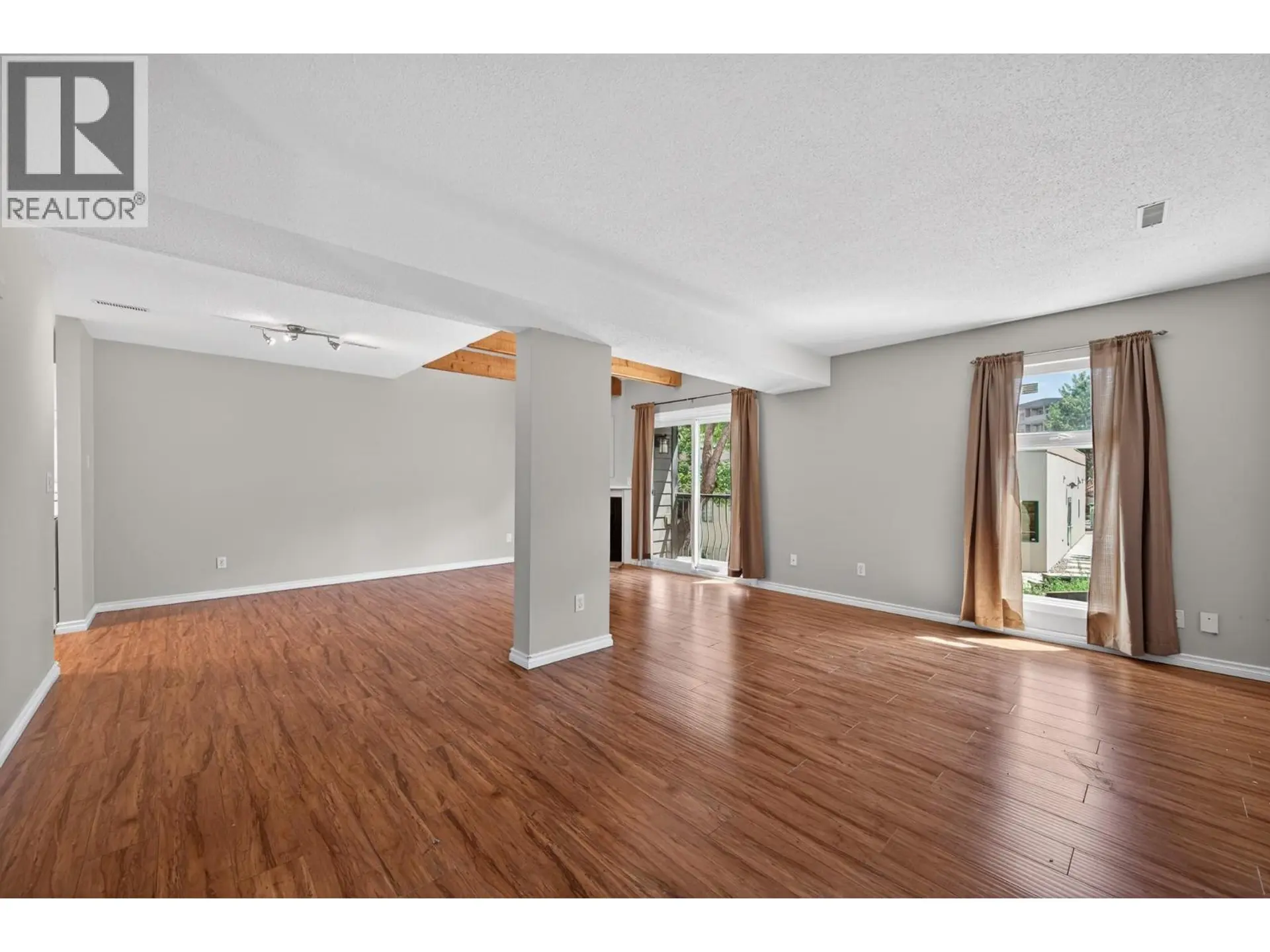 #11 1221 Hugh Allan Drive Drive - Image 3