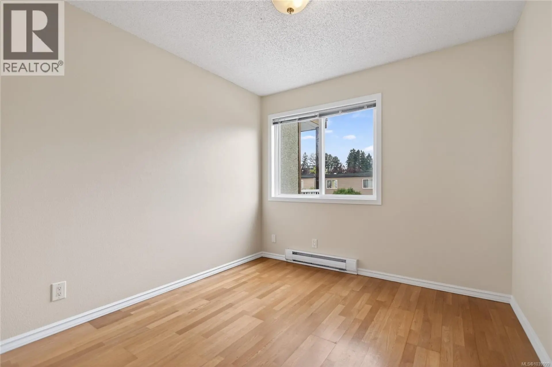 #207 1130 Willemar Ave - Image 12